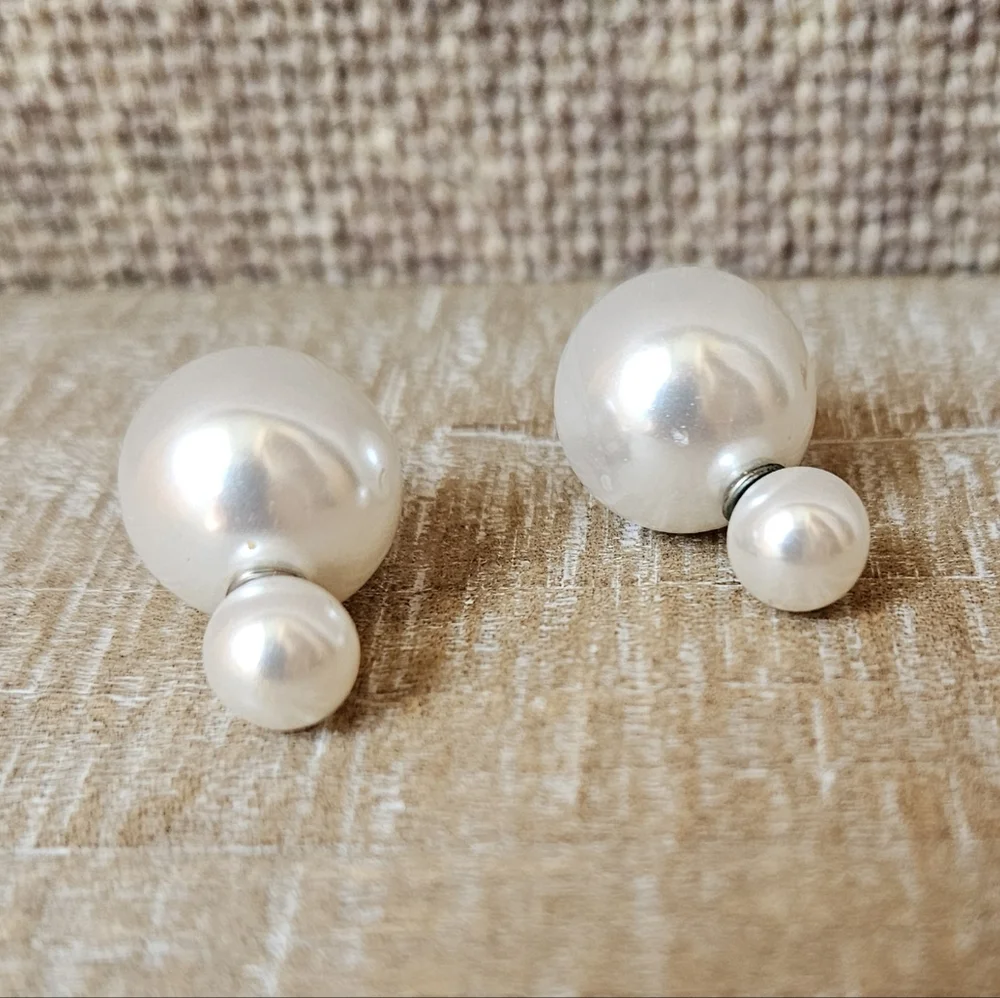 Double sided two sided faux pearl statement earrings - Picture 1 of 2
